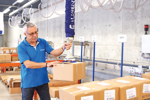Im Lastfall ergonomisch: Vakuum-Handhabungssysteme für die Logistikbranche